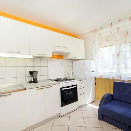 Apartment Mise